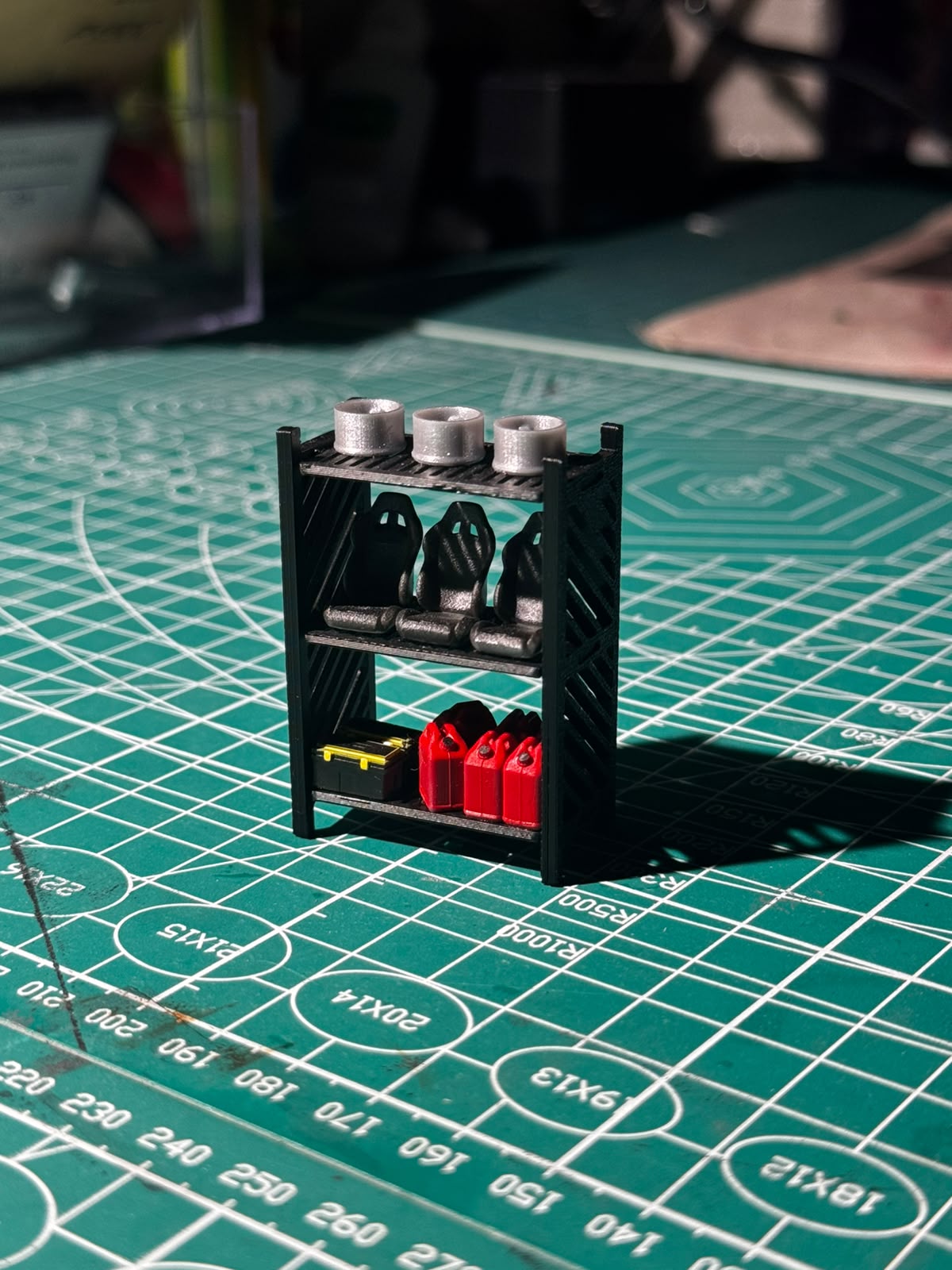 1:64 Diecast Shelf Rack Props
