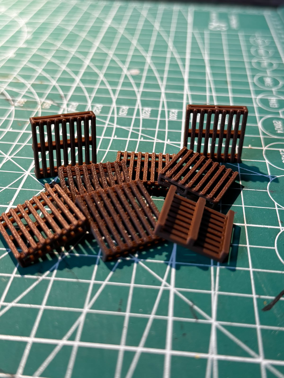 1:64 Diecast Wooden Pallet Props (6 pieces)